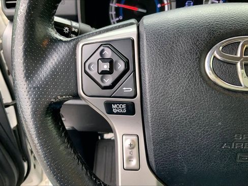 Used 2016 Toyota 4Runner SR5 image 21