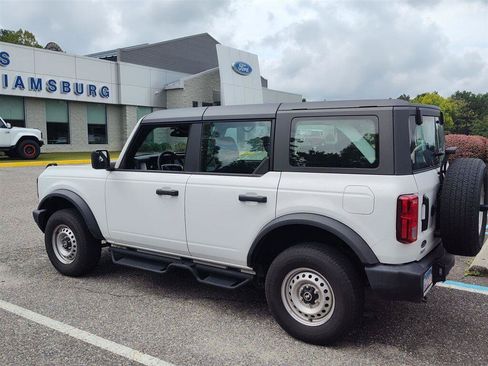 Certified 2025 Ford Bronco 4-Door AWD/4WD image 4