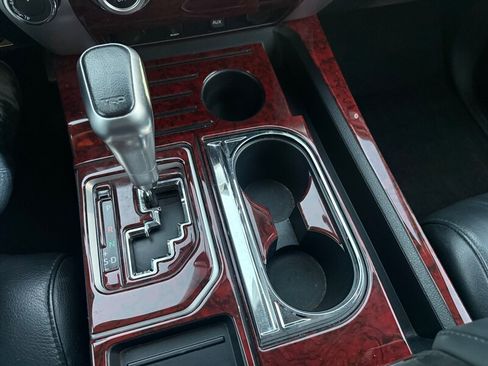 Used 2017 Toyota Tundra Limited w/ Limited Premium Package AWD/4WD image 34