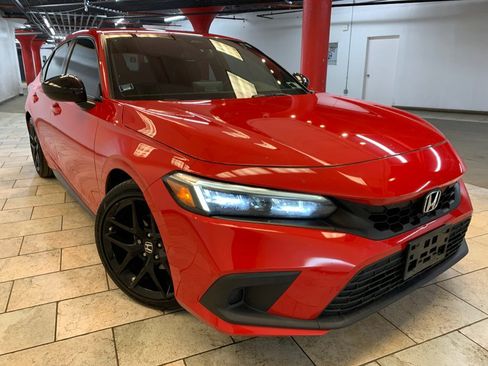 Used 2022 Honda Civic Sport image 5