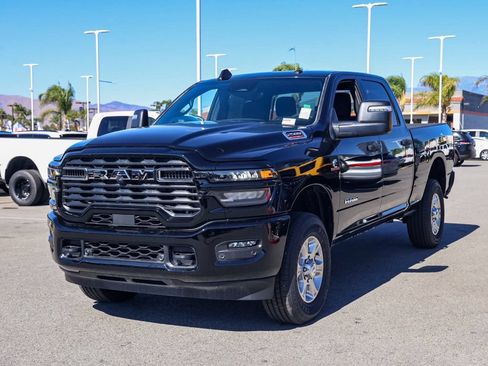 New 2026 RAM 2500 Big Horn AWD/4WD image 8