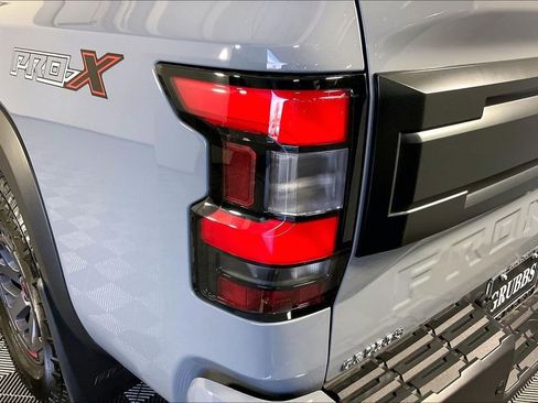 Certified 2025 Nissan Frontier Pro-X w/ Pro Convenience Package image 40