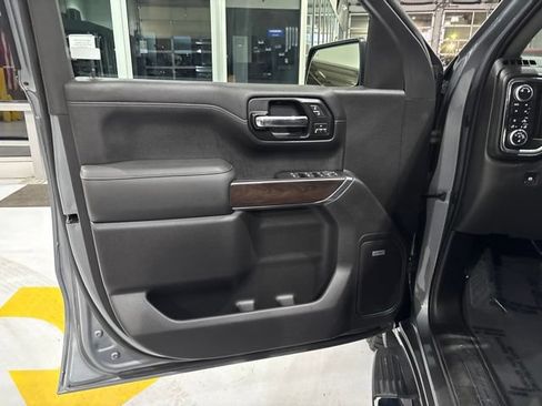 Used 2019 GMC Sierra 1500 SLT w/ SLT Premium Plus Package AWD/4WD image 15