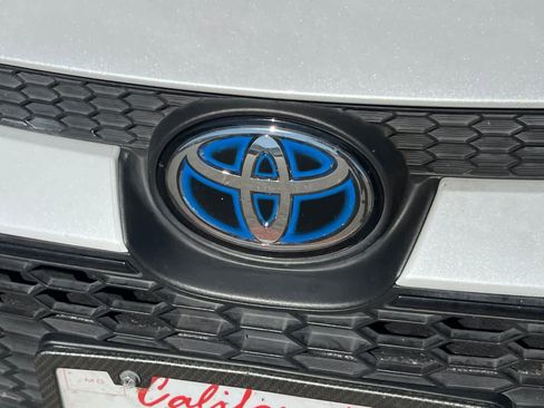 Used 2022 Toyota Corolla LE FWD image 13