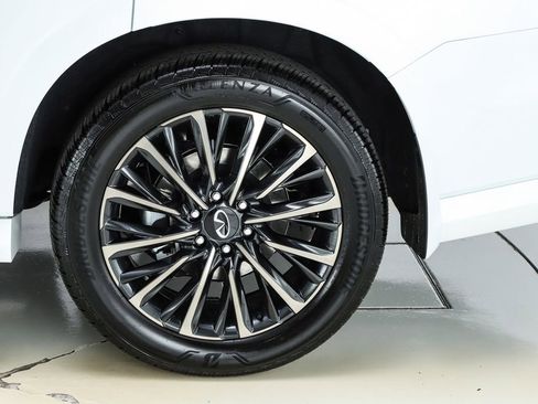 New 2026 INFINITI QX80 Autograph w/ Premium Cargo Package AWD/4WD image 6