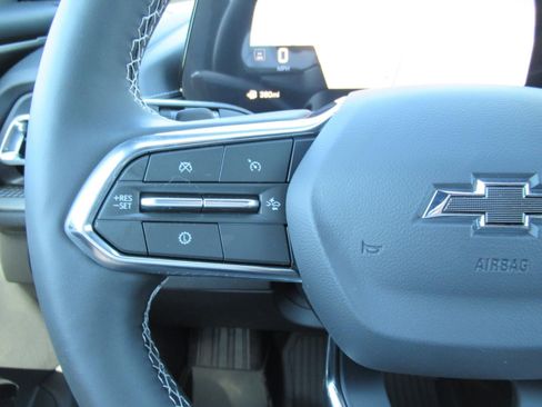 New 2026 Chevrolet Traverse LT FWD image 24
