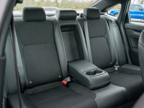 Used 2025 Honda Civic Sport image 28