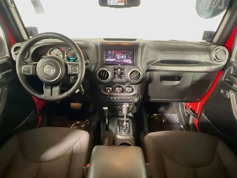 Used 2018 Jeep Wrangler Unlimited Sport S AWD/4WD image 26