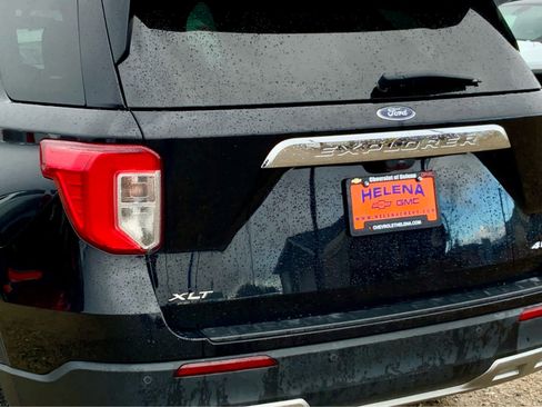 Used 2023 Ford Explorer XLT w/ Equipment Group 202A image 13