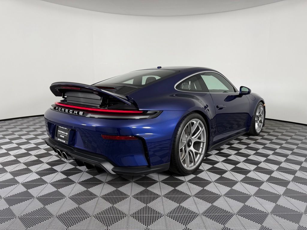 Used 2026 Porsche 911 GT3 RWD image 9