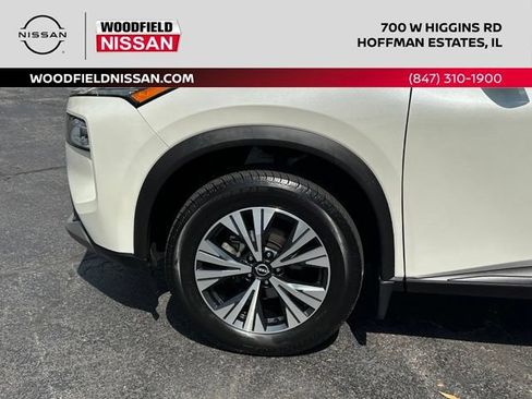 Certified 2023 Nissan Rogue SV w/ SV Premium B Package AWD/4WD image 7