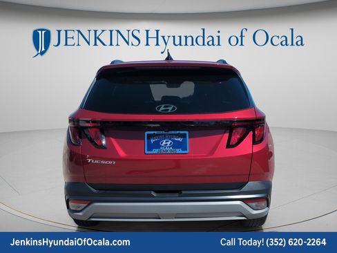 Certified 2025 Hyundai Tucson SEL FWD image 4