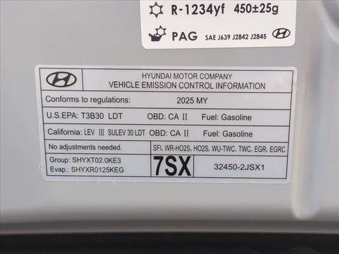 Used 2025 Hyundai Kona SE image 24