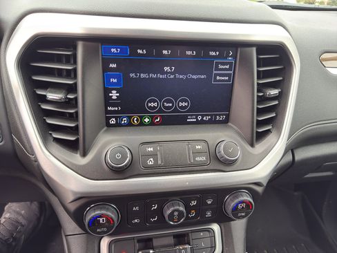 Used 2023 GMC Acadia SLE w/ Driver Convenience Package AWD/4WD image 9