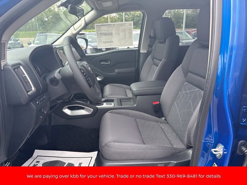 New 2027 Nissan Frontier SV w/ SV Convenience Package AWD/4WD image 9