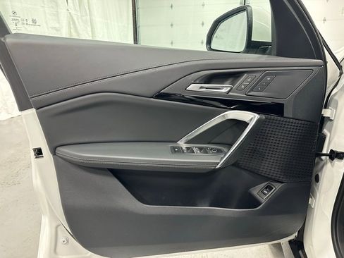 Used 2025 BMW X1 xDrive28i image 8