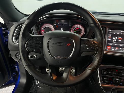 Used 2018 Dodge Challenger R/T Scat Pack RWD image 20