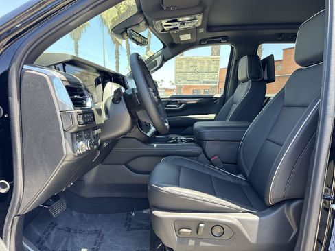 New 2026 GMC Yukon Elevation w/ Elevation Premium Package AWD/4WD image 20