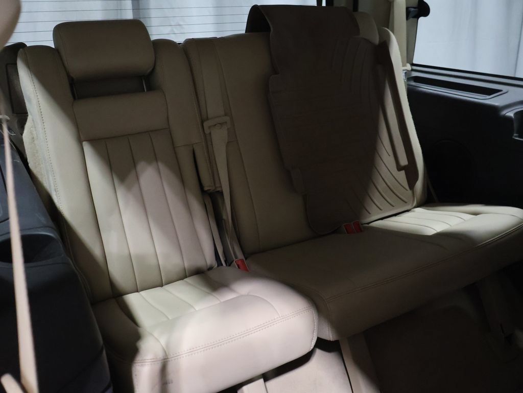 Used 2006 Lincoln Navigator Luxury AWD/4WD image 25