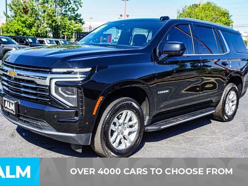 Used 2025 Chevrolet Tahoe LT AWD/4WD image 3