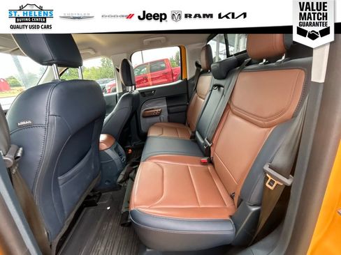 Used 2023 Ford Maverick Lariat FWD image 5