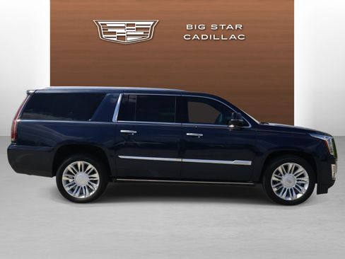 Used 2019 Cadillac Escalade ESV Platinum AWD/4WD image 6