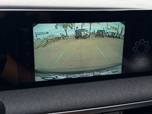 Certified 2025 Nissan Kicks SV FWD image 29