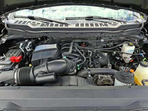 Used 2024 Ford F250 Lariat w/ Sport Appearance Package AWD/4WD image 30
