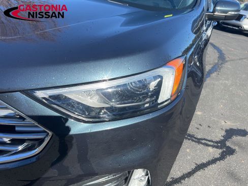 Used 2022 Ford Edge Titanium image 29