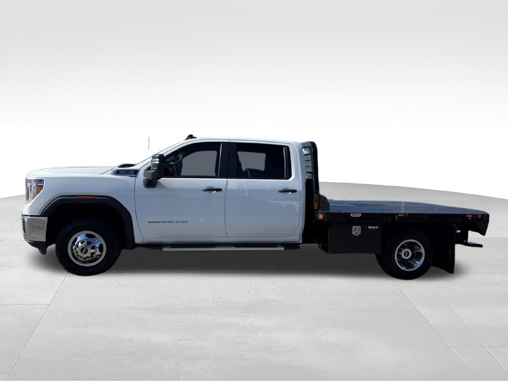 Used 2022 GMC Sierra 3500 Pro w/ Convenience Package RWD image 2