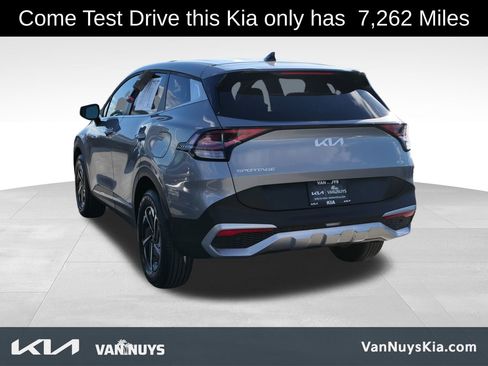 Certified 2025 Kia Sportage LX image 5