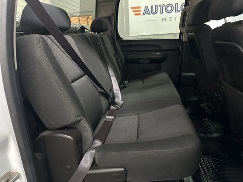 Used 2014 Chevrolet Silverado 2500 LT AWD/4WD image 32