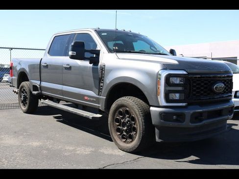 Certified 2025 Ford F250 Lariat w/ Lariat Ultimate Package image 4