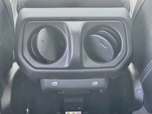 Certified 2023 Jeep Wrangler Unlimited Sahara AWD/4WD image 28