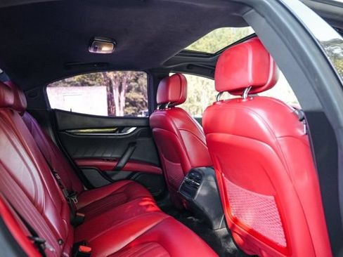 Used 2023 Maserati Ghibli Modena RWD image 41