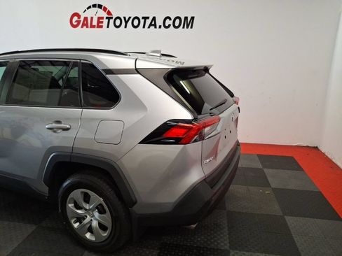 Used 2019 Toyota RAV4 LE w/ All Weather Liner Package AWD/4WD image 7