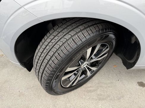 Used 2024 Volvo XC60 B5 Core image 60