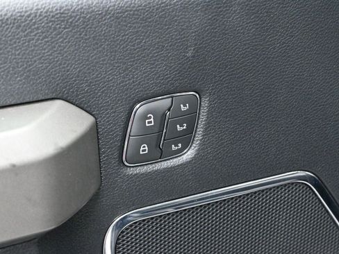 Used 2021 Ford F350 Platinum w/ Tremor Off-Road Package image 11