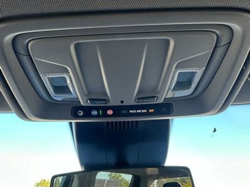 Used 2023 Chevrolet Silverado 1500 LT image 44