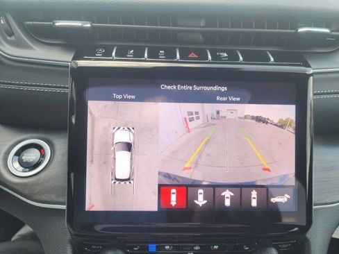 New 2025 Jeep Grand Cherokee Limited w/ Luxury Tech Group II image 5