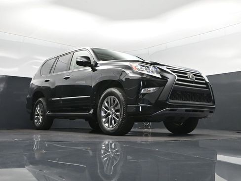 Used 2019 Lexus GX 460 Luxury AWD/4WD image 44