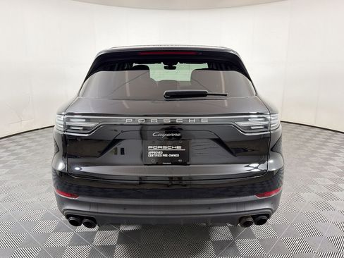 Used 2023 Porsche Cayenne Platinum Edition AWD/4WD image 11