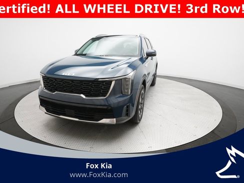 Certified 2024 Kia Sorento S w/ Panoramic Sunroof Package image 34