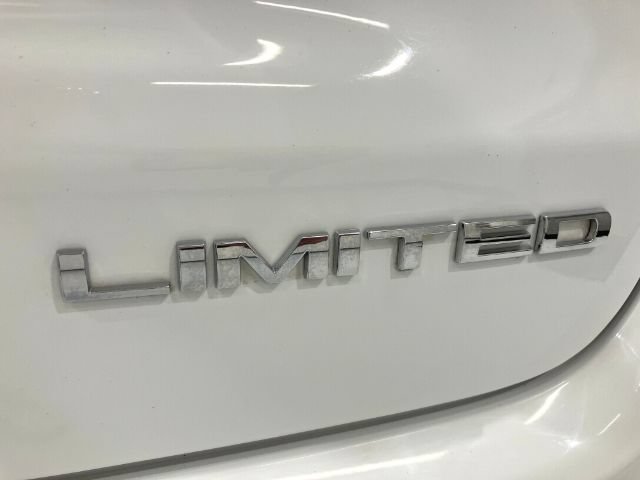 Used 2025 Jeep Compass Limited AWD/4WD image 31