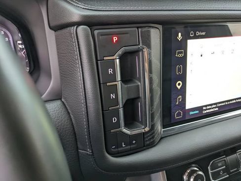 Used 2023 GMC Yukon XL Denali AWD/4WD image 28