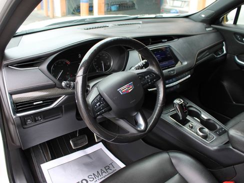Used 2019 Cadillac XT4 Sport w/ Cold Weather Package AWD/4WD image 15