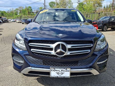 Used 2017 Mercedes-Benz GLE 350 4MATIC image 2
