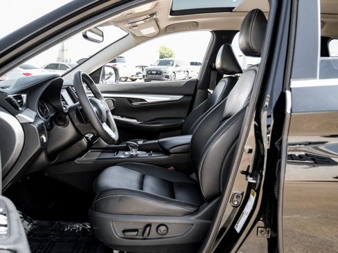 Used 2020 INFINITI QX50 Luxe image 3