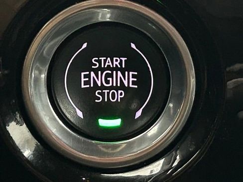 Used 2024 GMC Sierra 1500 SLT w/ SLT Premium Package image 3