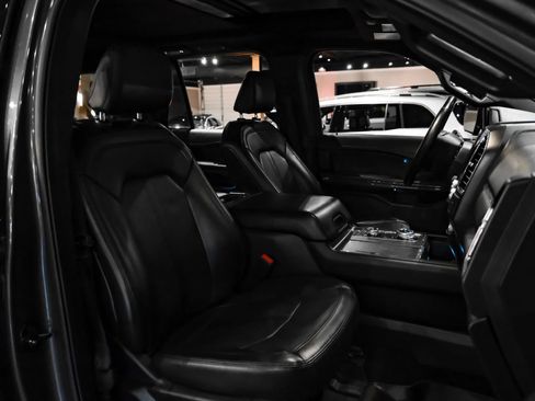 Used 2021 Ford Expedition Max Limited AWD/4WD image 28